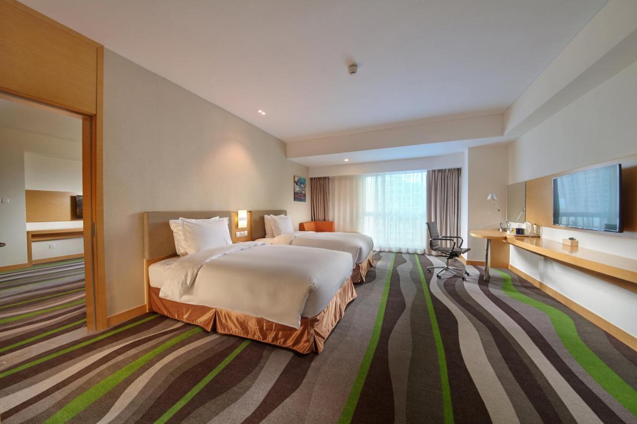 Holiday Inn Express Tangshan Downtown By Ihg Exterior foto