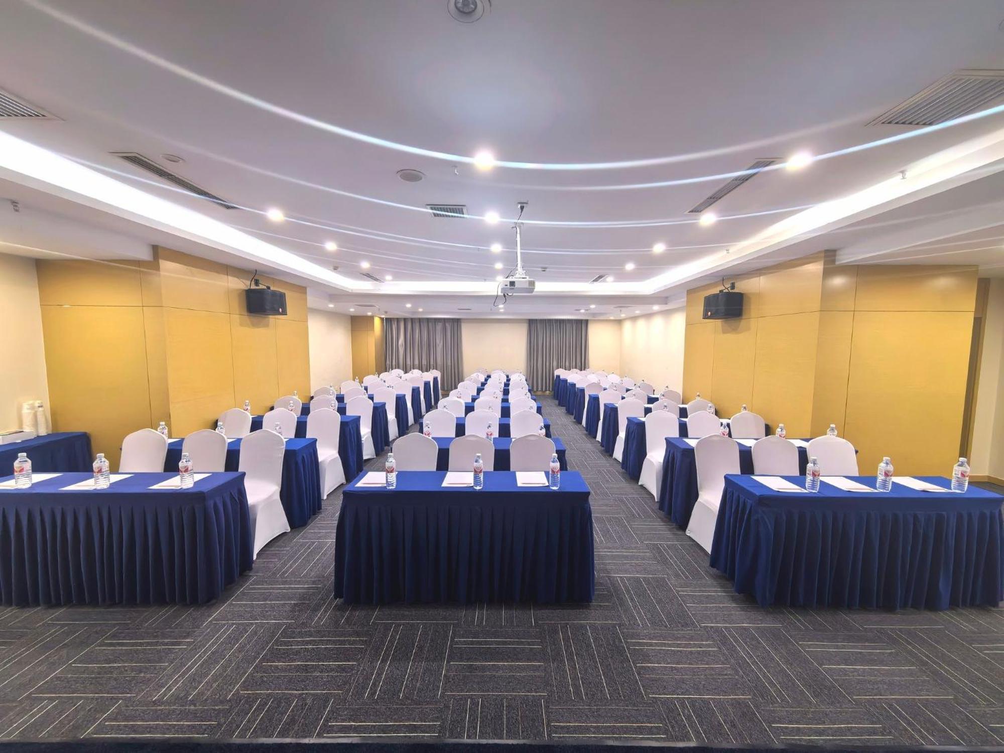 Holiday Inn Express Tangshan Downtown By Ihg Exterior foto